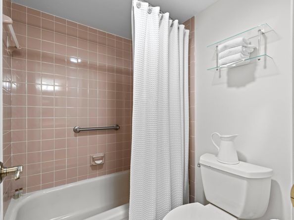 14360 Strathmore Lane 404, Delray Beach FL 33446