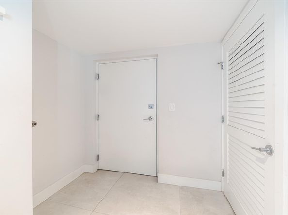 1133 102nd St 504, Bay Harbor Islands FL 33154