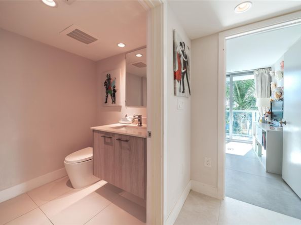 1133 102nd St 504, Bay Harbor Islands FL 33154