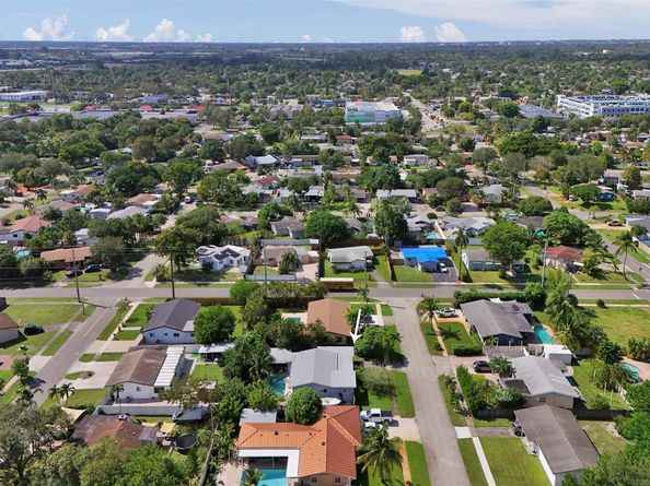 3640 SW 21st Ct, Fort Lauderdale FL 33312