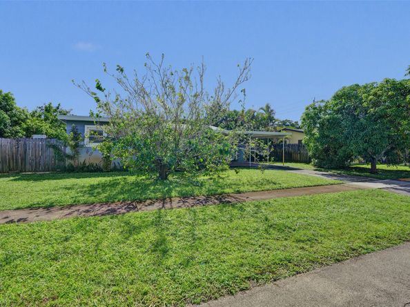 3640 SW 21st Ct, Fort Lauderdale FL 33312
