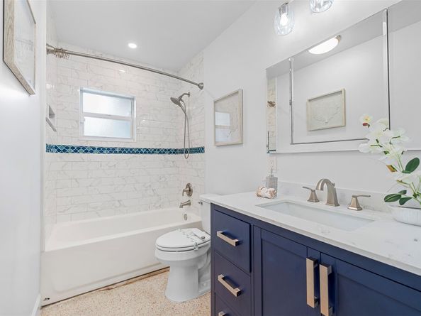 280 NW 46th Ct, Fort Lauderdale FL 33309