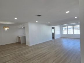 8571 NW 16th St, Pembroke Pines FL 33024