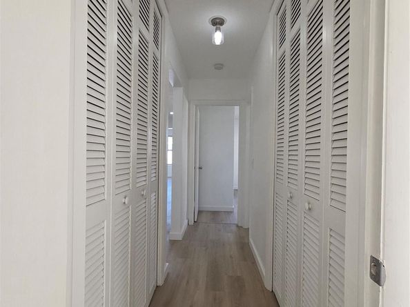 8571 NW 16th St, Pembroke Pines FL 33024