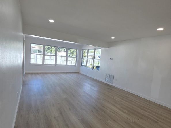 8571 NW 16th St, Pembroke Pines FL 33024