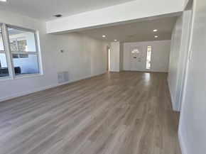 8571 NW 16th St, Pembroke Pines FL 33024