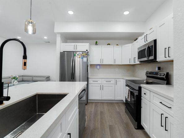 21105 NW 14th Place 438, Miami Gardens FL 33169