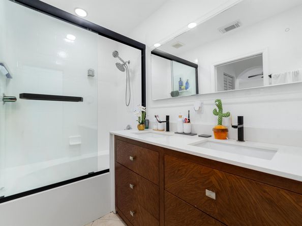 21105 NW 14th Place 438, Miami Gardens FL 33169