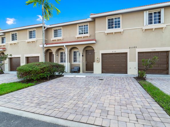 21105 NW 14th Place 438, Miami Gardens FL 33169