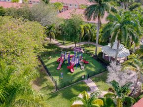 21105 NW 14th Place 438, Miami Gardens FL 33169