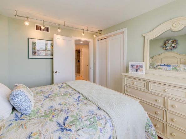 1 Las Olas Circle 1205, Fort Lauderdale FL 33316