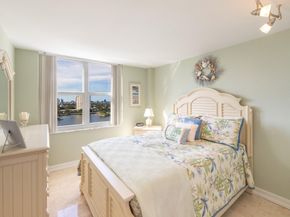 1 Las Olas Circle 1205, Fort Lauderdale FL 33316