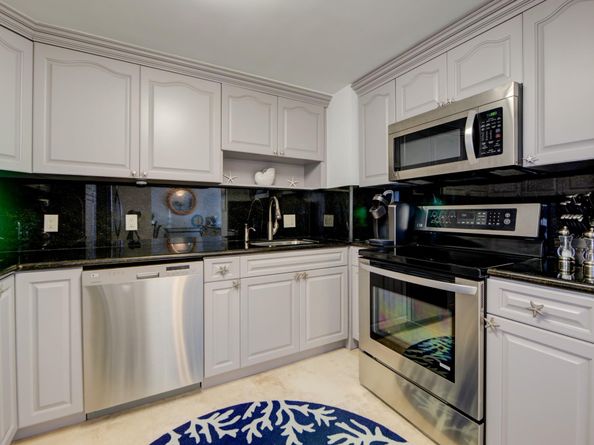 1 Las Olas Circle 1205, Fort Lauderdale FL 33316