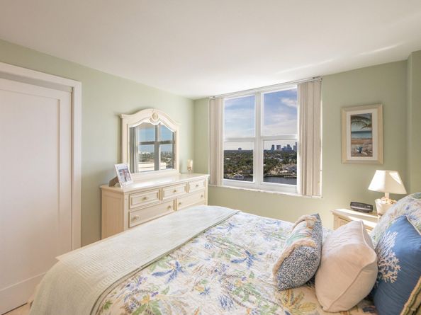 1 Las Olas Circle 1205, Fort Lauderdale FL 33316