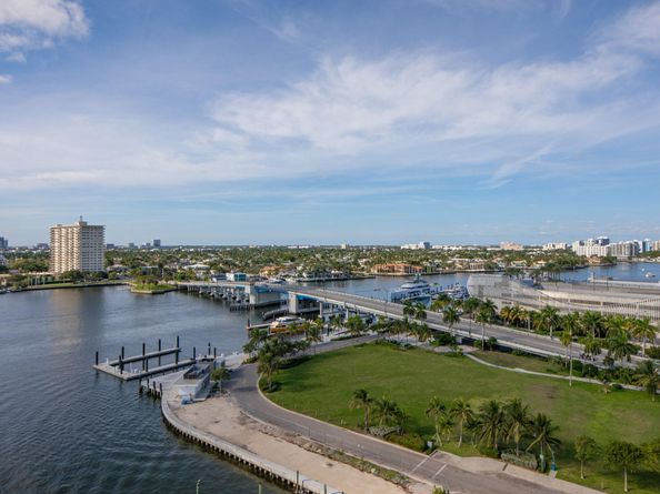 1 Las Olas Circle 1205, Fort Lauderdale FL 33316