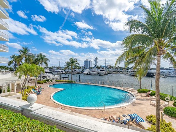1 Las Olas Circle 1205, Fort Lauderdale FL 33316