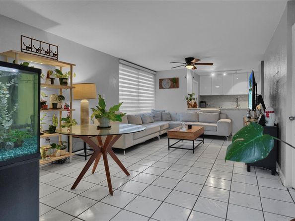 20033 SW 123rd Dr, Miami FL 33177