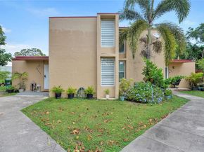 20033 SW 123rd Dr, Miami FL 33177