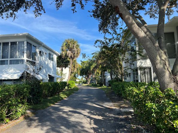 1015 SE 15th St 6D, Fort Lauderdale FL 33316