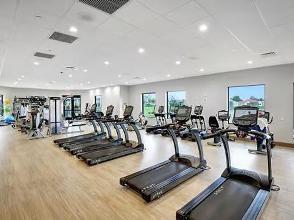 8099 Bellafiore Way, Boynton Beach FL 33472