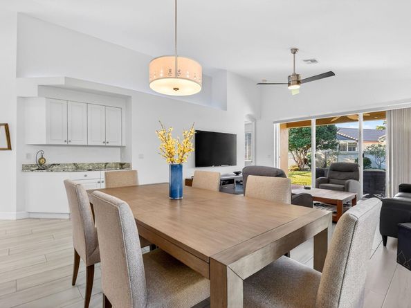 8099 Bellafiore Way, Boynton Beach FL 33472