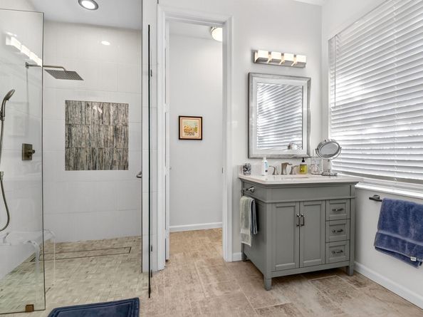 8099 Bellafiore Way, Boynton Beach FL 33472