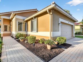 8099 Bellafiore Way, Boynton Beach FL 33472