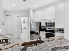 8099 Bellafiore Way, Boynton Beach FL 33472