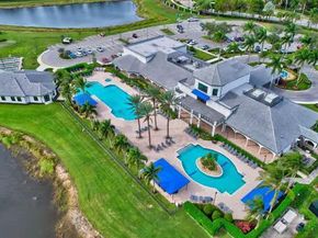 8099 Bellafiore Way, Boynton Beach FL 33472