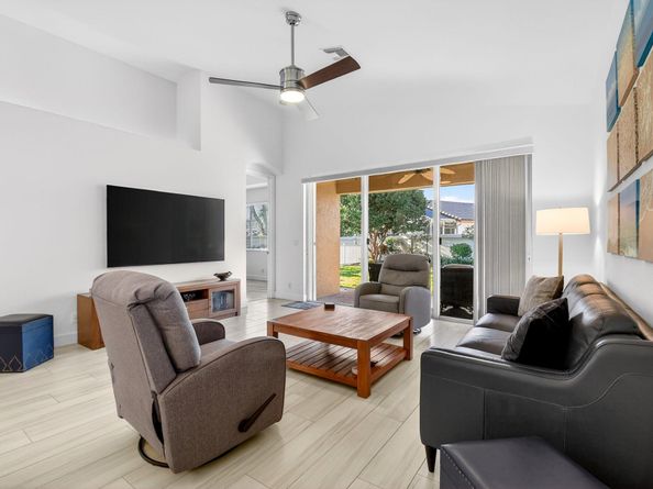 8099 Bellafiore Way, Boynton Beach FL 33472