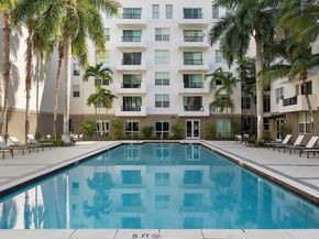 2421 NE 65th St 617, Fort Lauderdale FL 33308