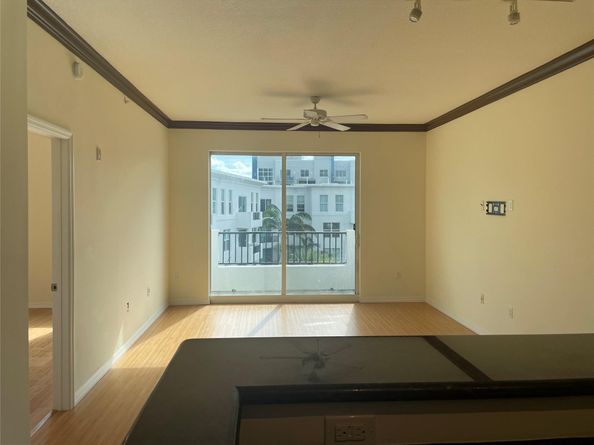 2421 NE 65th St 617, Fort Lauderdale FL 33308