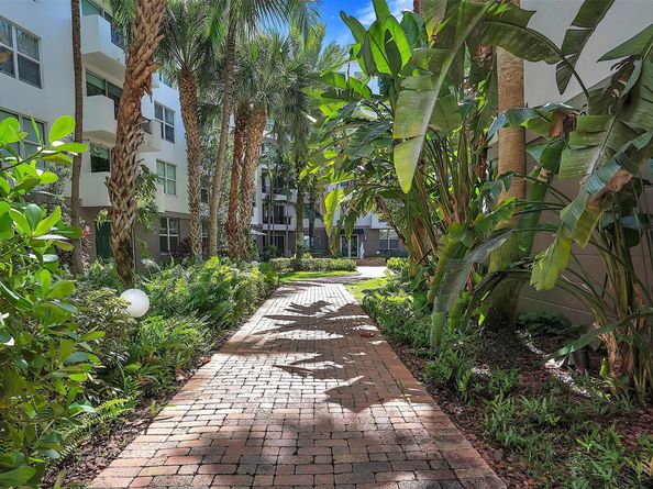 2421 NE 65th St 617, Fort Lauderdale FL 33308