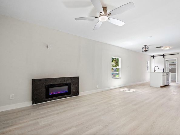 719 Briggs Street, West Palm Beach FL 33405