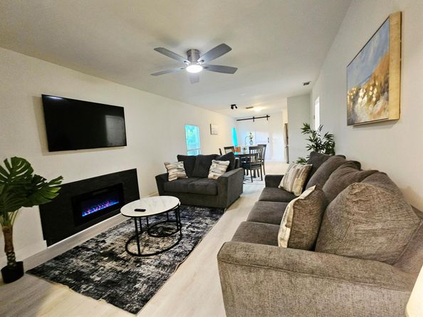 719 Briggs Street, West Palm Beach FL 33405