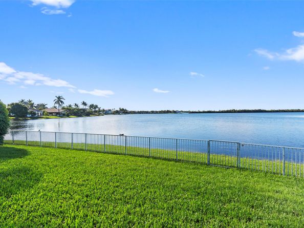 18622 SW 41st St, Miramar FL 33029