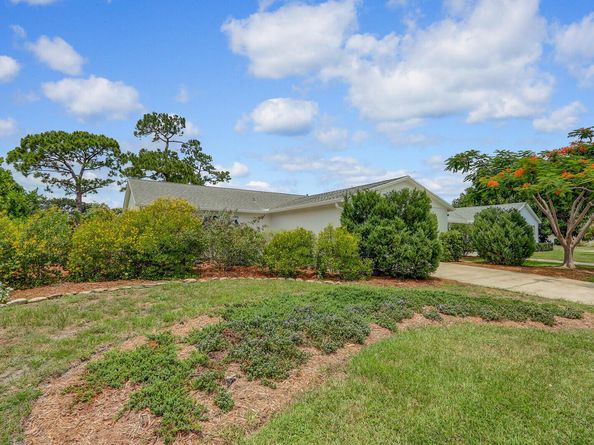 146 Village Circle, Jupiter FL 33458