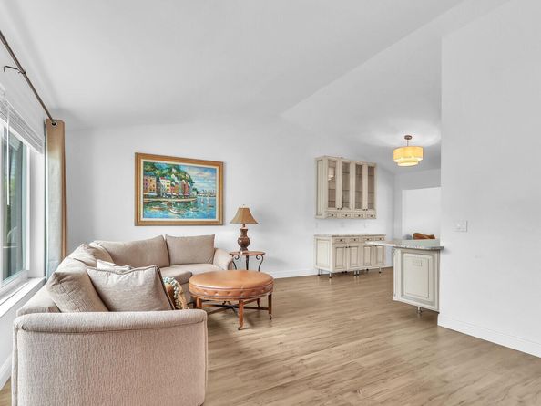 146 Village Circle, Jupiter FL 33458