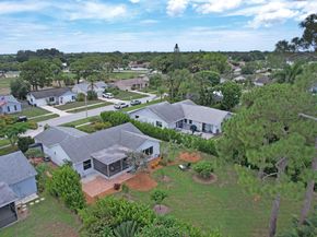 146 Village Circle, Jupiter FL 33458