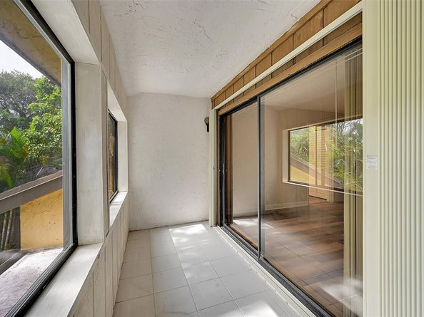 2134 Deer Creek Woodlands Way, Deerfield Beach FL 33442