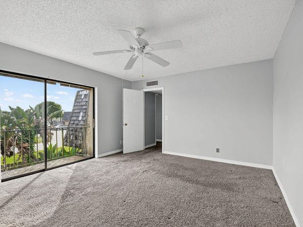 306 Lake Arbor Drive, Palm Springs FL 33461