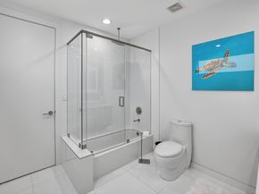 2401 N Atlantic Blvd, Fort Lauderdale FL 33305