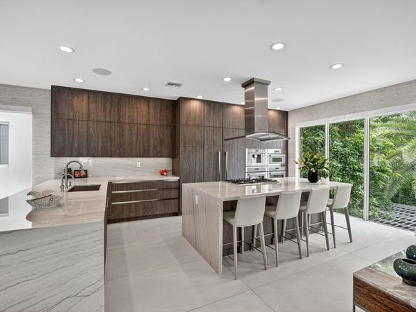 2401 N Atlantic Blvd, Fort Lauderdale FL 33305