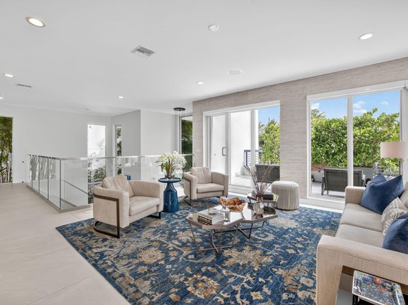 2401 N Atlantic Blvd, Fort Lauderdale FL 33305