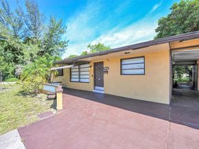 1390 NE 39th St, Pompano Beach FL 33064