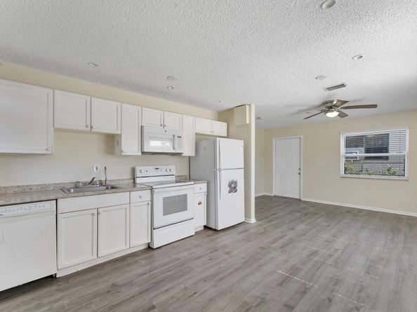 1340 W 35th Street, Riviera Beach FL 33404