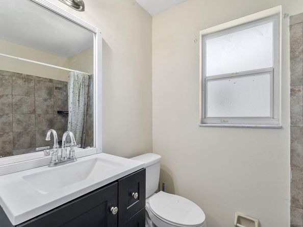 1340 W 35th Street, Riviera Beach FL 33404