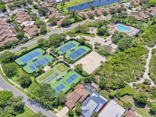 121 Landward Drive, Jupiter FL 33477