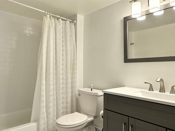 669 W Oakland Park Blvd 220B, Wilton Manors FL 33311