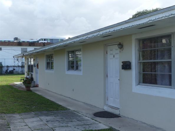 2226 Taylor St, Hollywood FL 33020